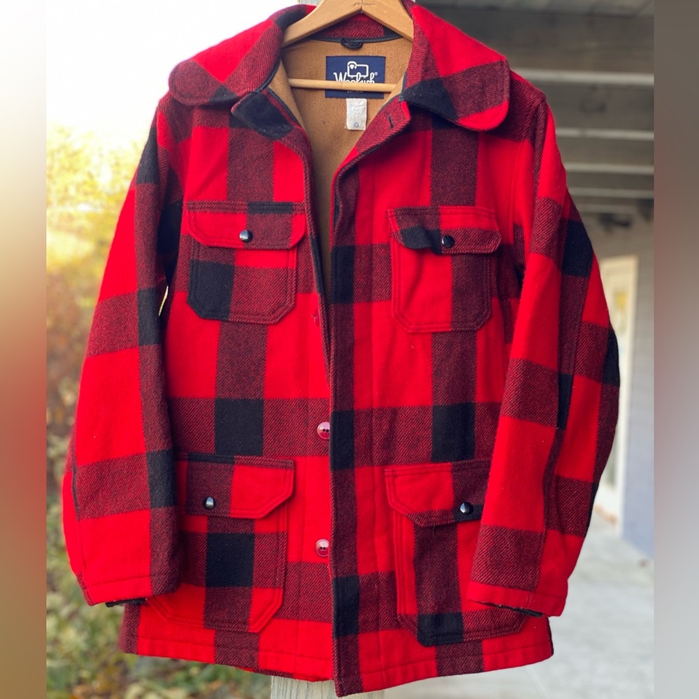 Vintage Woolrich Red & Black Plaid Mackinaw Wool Hunting Jacket Made in USA 40 L